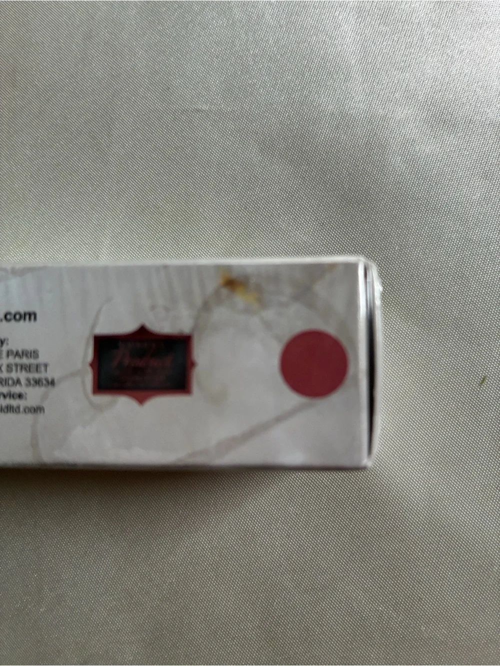 Smiling Hibiscus Matte Lipstick - Light Red by La Prestige Paris